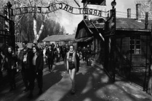 Read more about the article AUSCHWITZ W OBLICZU POSTPAMIĘCI, 9-11 marca 2017 r.