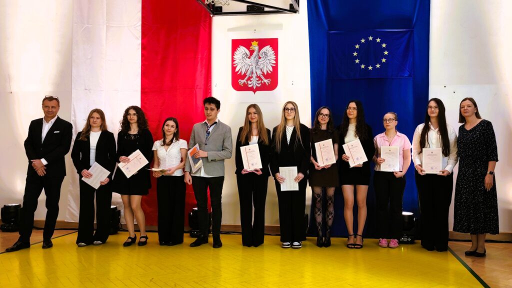 zakończenie maturzystów 2026