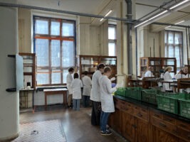 Warsztaty laboratoryjne na Wydziale Chemicznym Politechniki Warszawskiej – klasa 4m