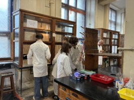Warsztaty laboratoryjne na Wydziale Chemicznym Politechniki Warszawskiej – klasa 4m